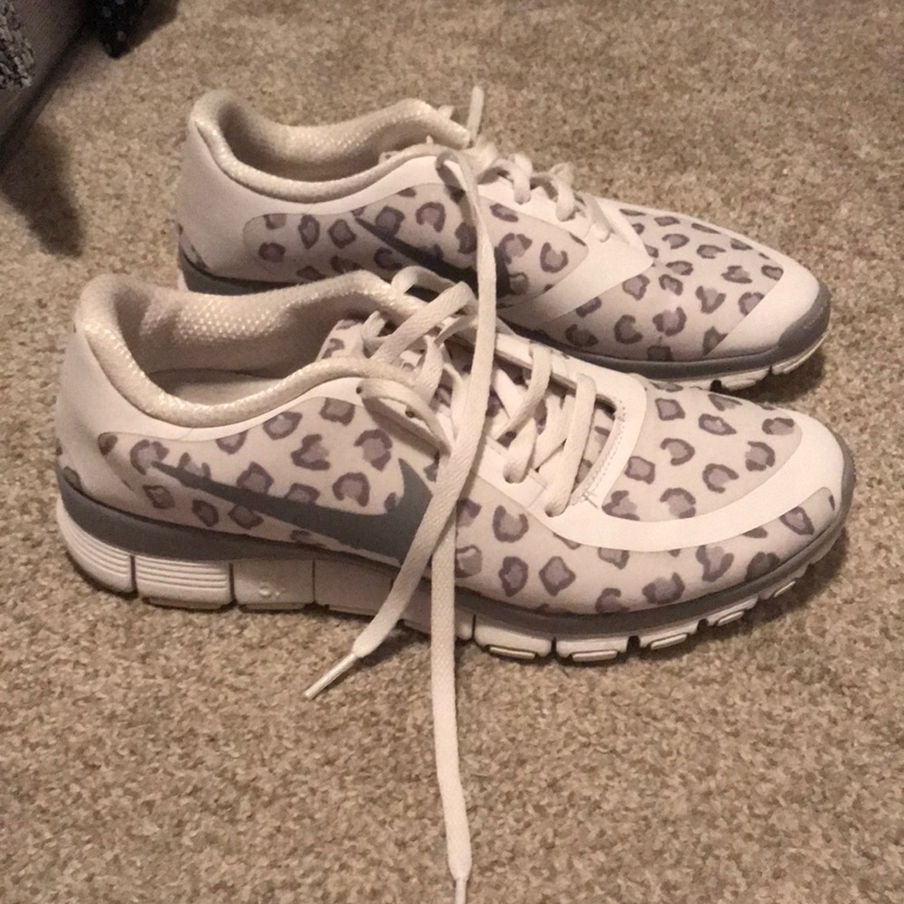 Old school Nike free 5.0 leopard print